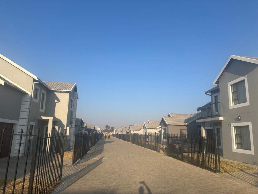 3 Bedroom Property for Sale in Bloemspruit Free State